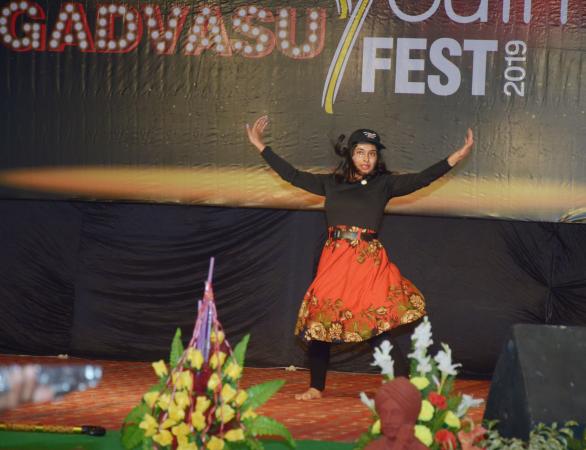 Dance performance by student in 10th Youth festival on 15-11-2019