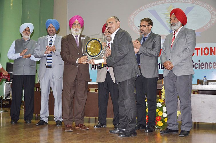 Annual Award Function was organized at GADVASU on 