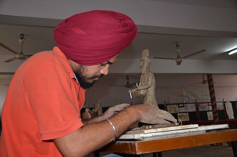 Clay making in 6th Inter College Youth Festival 20